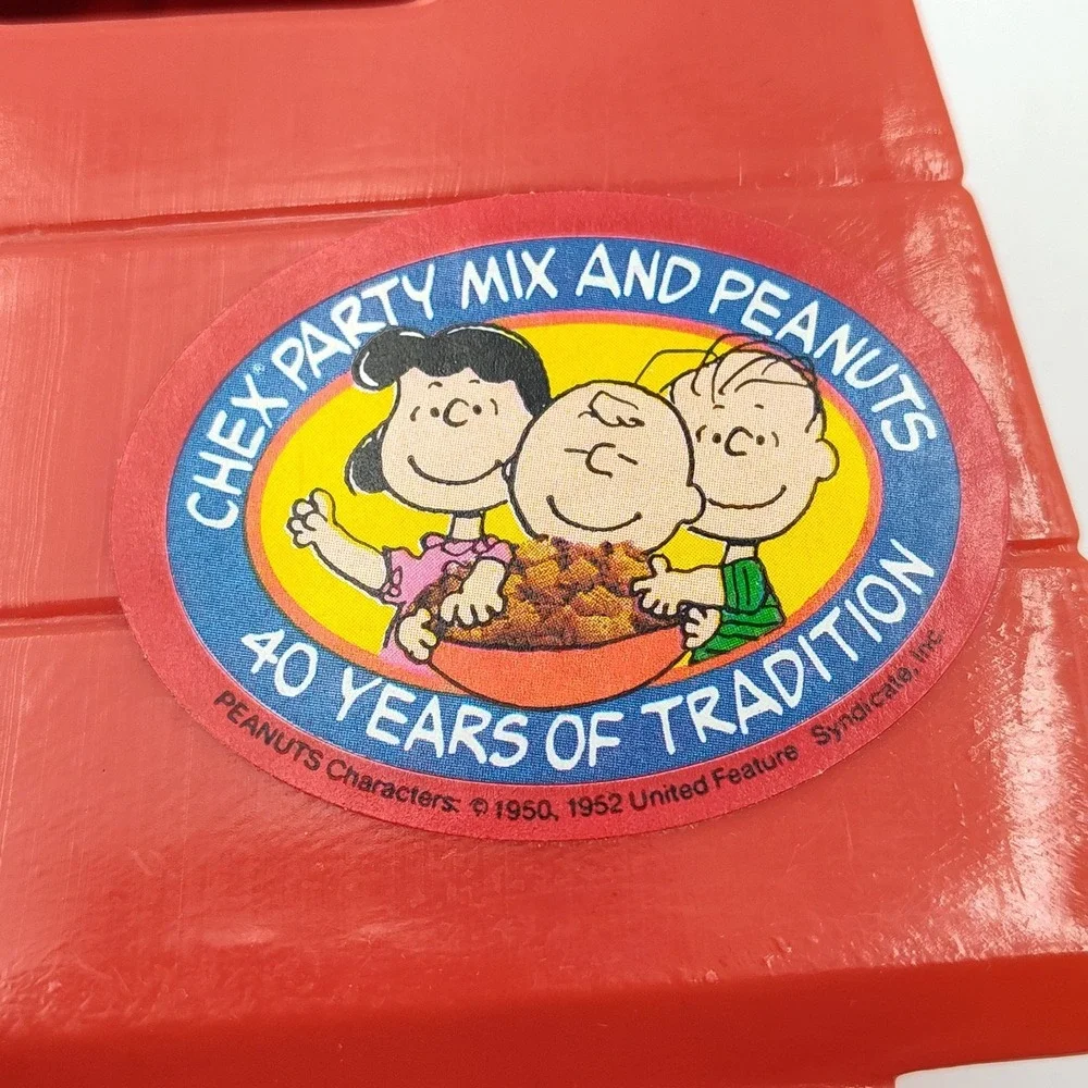 SNOOPY DOG House Chex Party‎ Mix RED Bank Plastic Money 1966 👀📸SEE📏📸